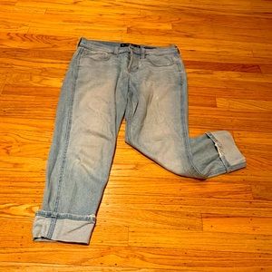 Hollister boyfriend jeans